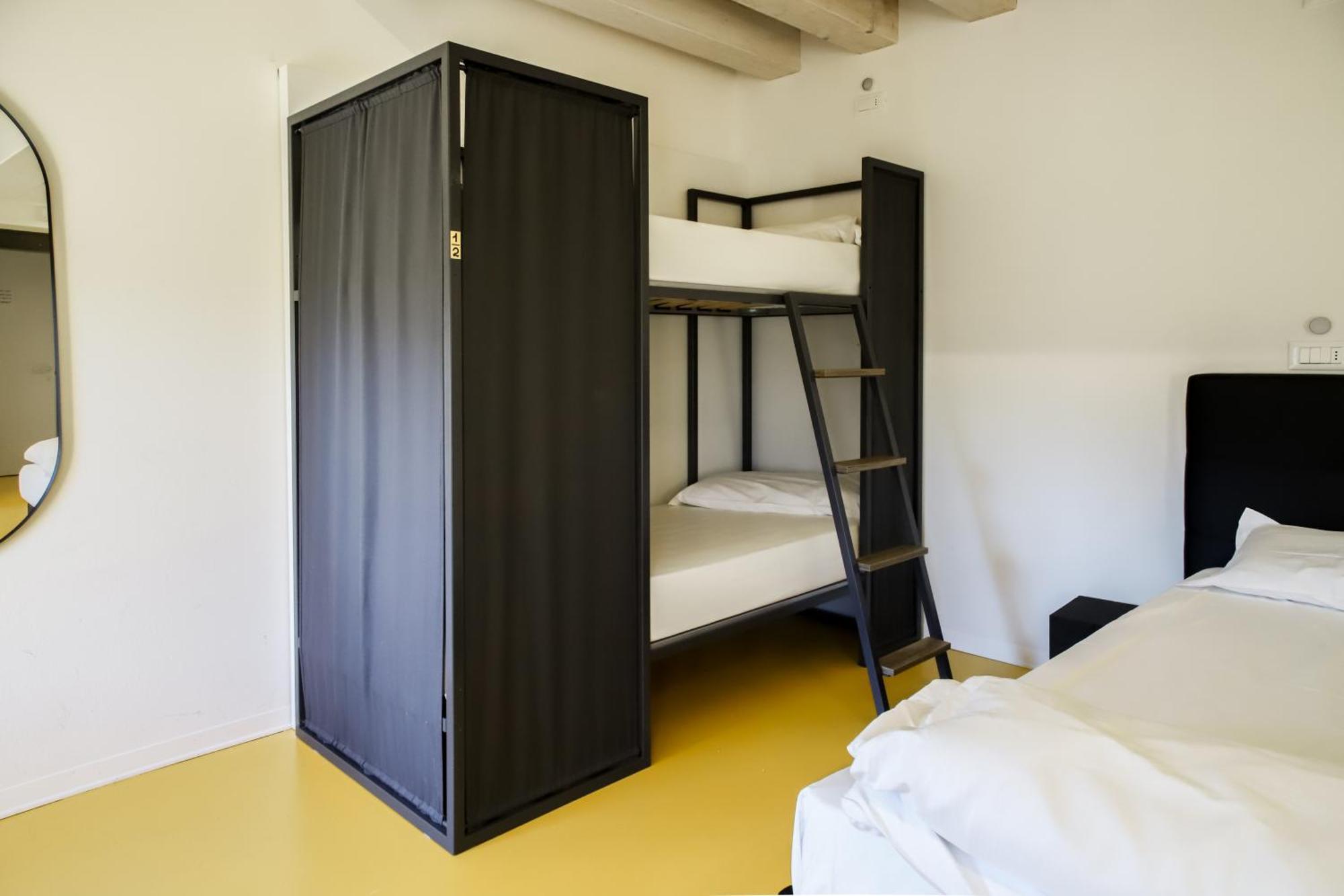 Nomad Hostel Treviso Eksteriør billede
